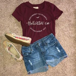 Hollister Tee